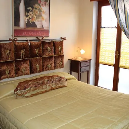 La Giara Bed & Breakfast 2*